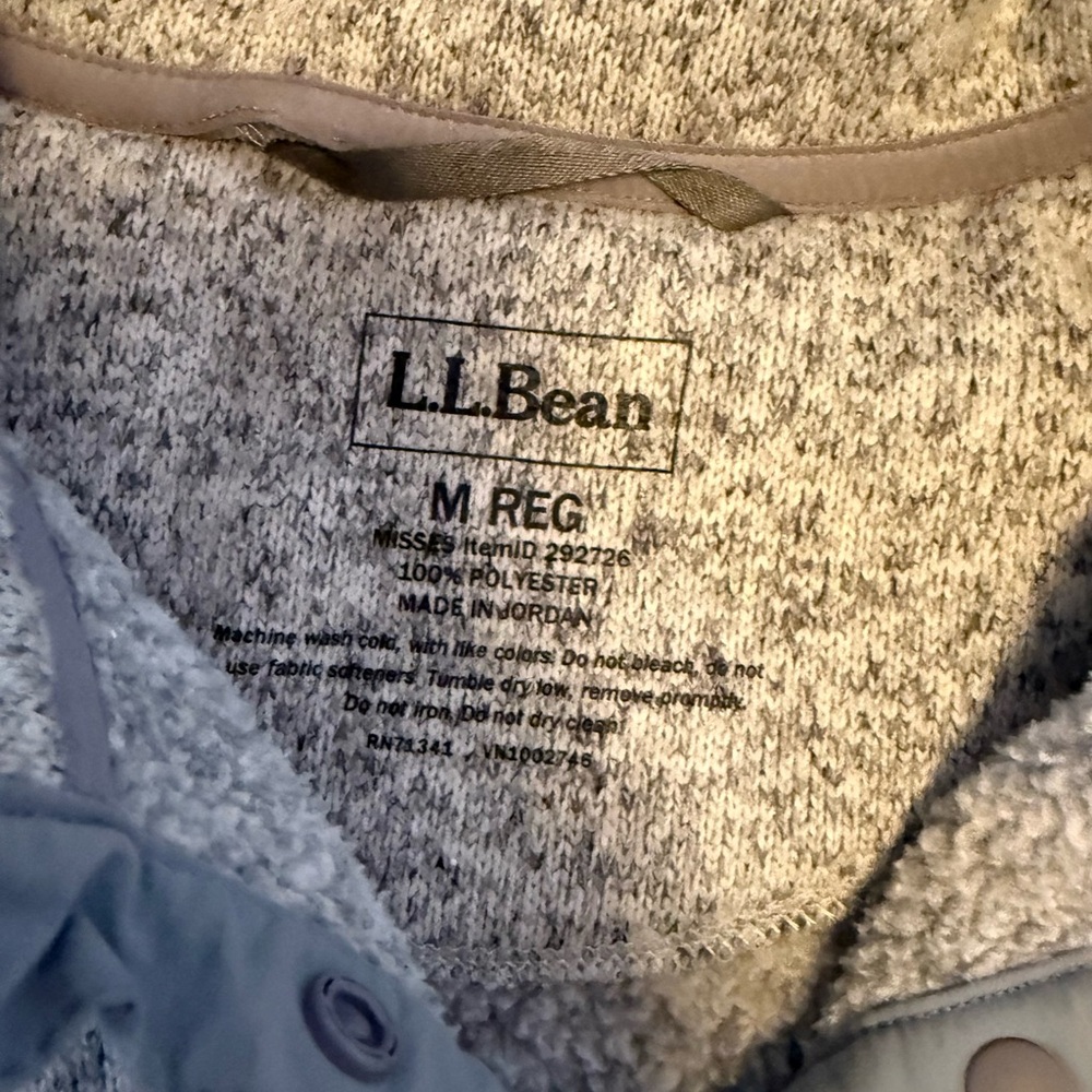 L.L. Bean Light Gray Snap Fleece - Picture 2 of 3